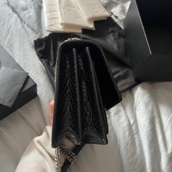 *SOLD* Saint Laurent (YSL) Medium Sunset in Croc Embossed Black - Picture 2 of 6